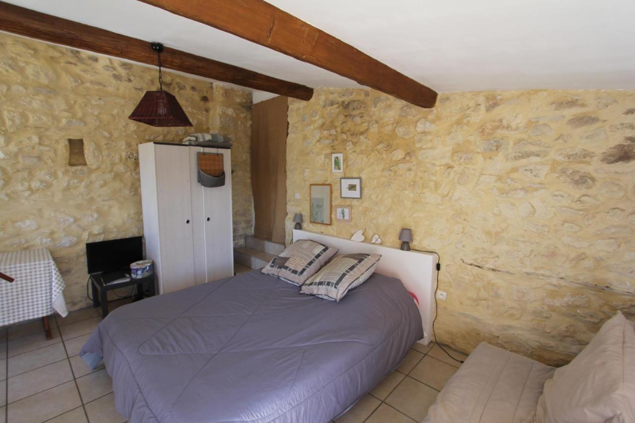 Studio Gard Calme Et Nature Russan Exterior photo