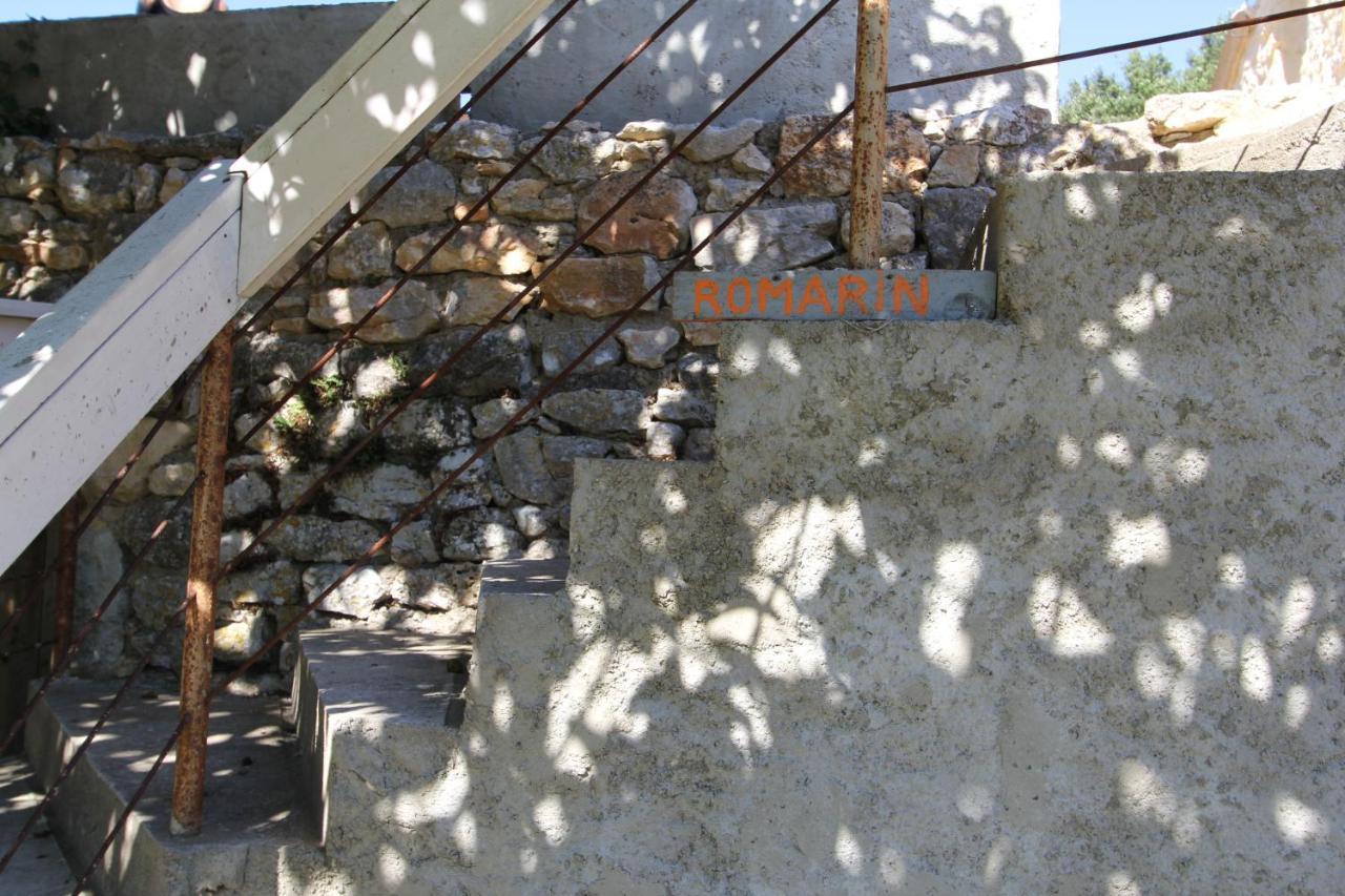 Studio Gard Calme Et Nature Russan Exterior photo