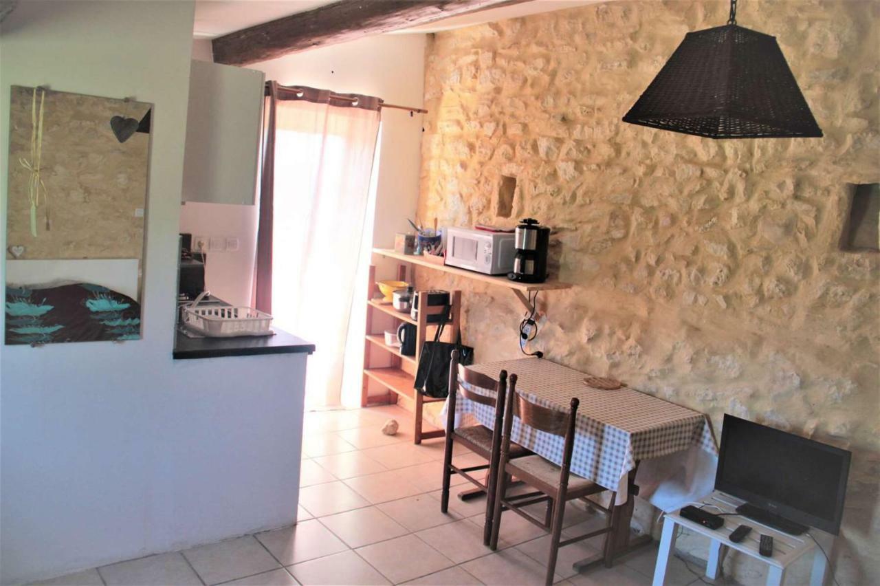 Studio Gard Calme Et Nature Russan Exterior photo
