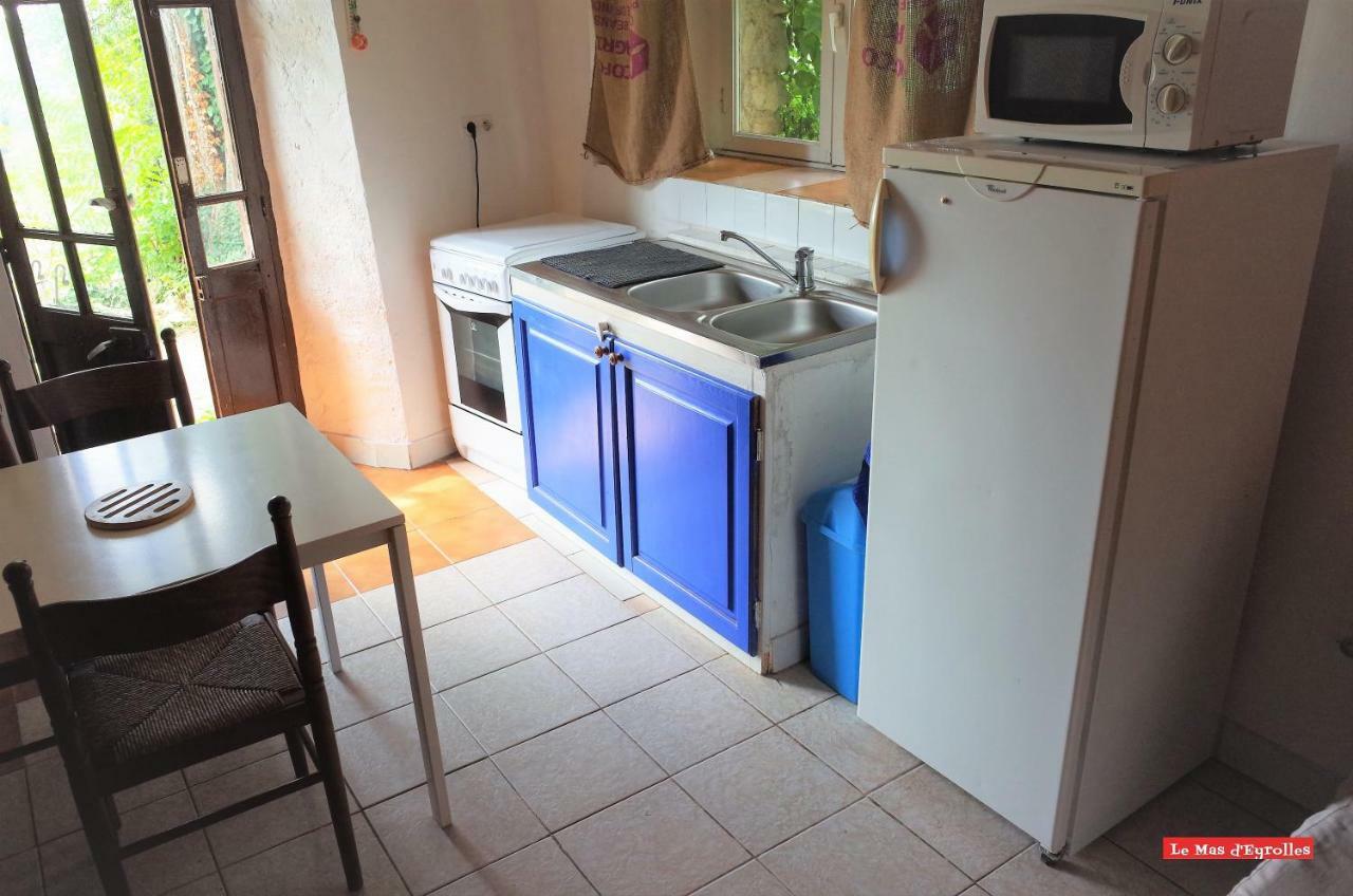 Studio Gard Calme Et Nature Russan Exterior photo