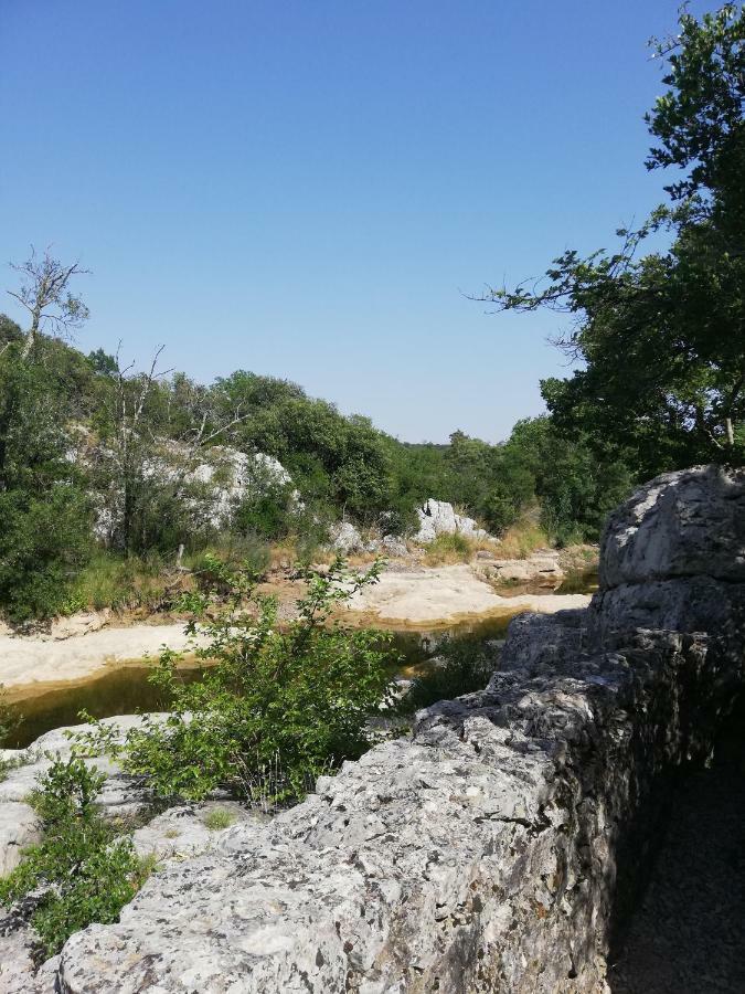 Studio Gard Calme Et Nature Russan Exterior photo